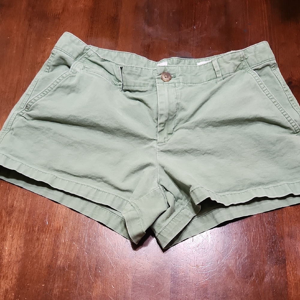 GAP Green Cargo Shorts Cotton Blend Summer Essential